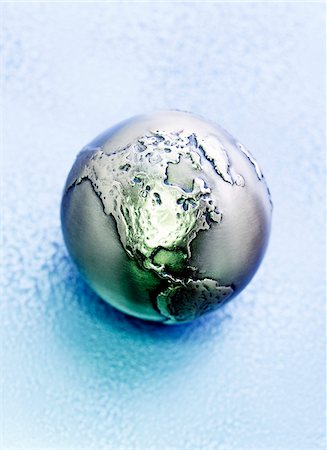 Silver Globe Photographie de stock - Premium Libres de Droits, Code: 600-00357664