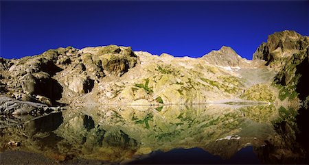 simsearch:600-00795977,k - Aiguilles Rouges Reflected in Lac Blanc, Chamonix, France Stock Photo - Premium Royalty-Free, Code: 600-00795974