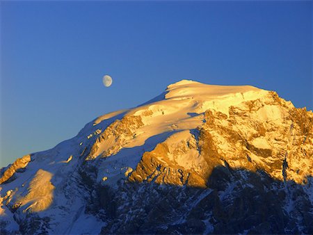 stilfserjoch - Mond und Ortler Berg, Stilfserjoch, Italien Stockbilder - Premium RF Lizenzfrei, Bildnummer: 600-00796011