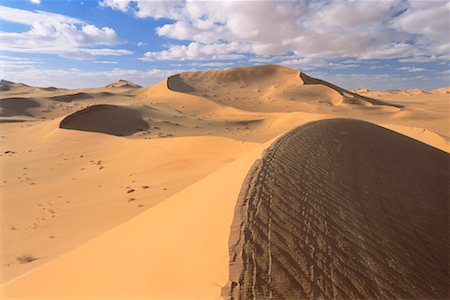 simsearch:700-01378455,k - Sable des Dunes, le Grand Erg Oriental, désert du Sahara en Algérie Photographie de stock - Premium Libres de Droits, Code: 600-00824595