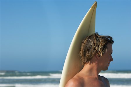 simsearch:700-00547097,k - Surfeur sur la plage Photographie de stock - Premium Libres de Droits, Code: 600-00824614