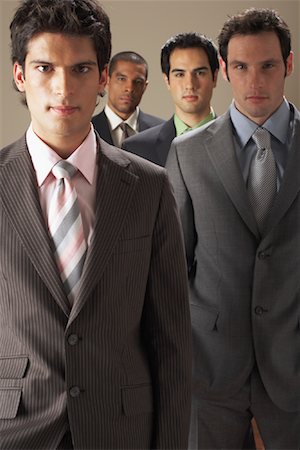 simsearch:640-02656983,k - Portrait of Businessmen Foto de stock - Sin royalties Premium, Código: 600-00846259