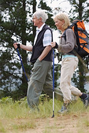 simsearch:600-00846424,k - Couple Hiking Stock Photo - Premium Royalty-Free, Code: 600-00846422