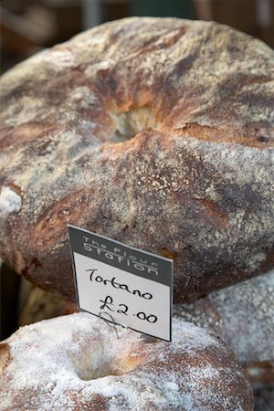 Fresh Bread For Sale, Borough Market, London, England Foto de stock - Sin royalties Premium, Código: 600-00897734