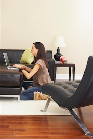 simsearch:600-00909605,k - Woman Using Laptop Computer Stock Photo - Premium Royalty-Free, Code: 600-00909603