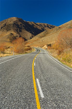 Lindis Pass Road, Lindis Pass, Canterbury, South Island, New Zealand Foto de stock - Sin royalties Premium, Código: 600-00917954