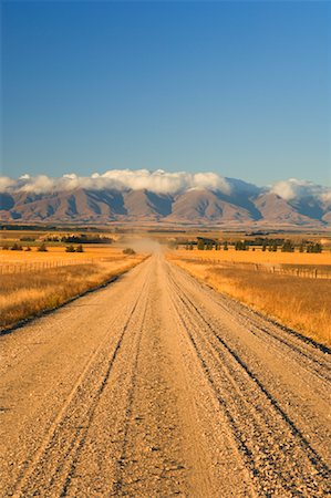 simsearch:600-00917938,k - Road to Mountains, Hawkdun Range, Otago, South Island, New Zealand Foto de stock - Sin royalties Premium, Código: 600-00917952