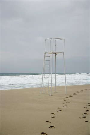 simsearch:600-06438867,k - Lifeguard Chair on Beach, Canyamel, Majorca, Spain Stock Photo - Premium Royalty-Free, Code: 600-00918320