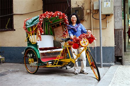 simsearch:700-02385915,k - Taxi tricycle, Macau, Chine Photographie de stock - Premium Libres de Droits, Code: 600-00935011