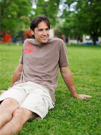 Portrait of Man Outdoors Foto de stock - Royalty Free Premium, Número: 600-00948589