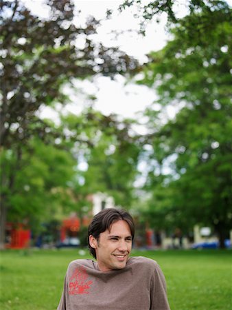 Portrait d'un homme à l'extérieur Photographie de stock - Premium Libres de Droits, Code: 600-00948590