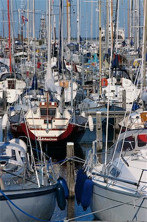 enkhuizen - Yachts in Marina Foto de stock - Sin royalties Premium, Código: 600-00954320