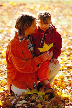 simsearch:600-01260132,k - Mother and Daughter Outdoors Stock Photo - Premium Royalty-Free, Code: 600-00954445