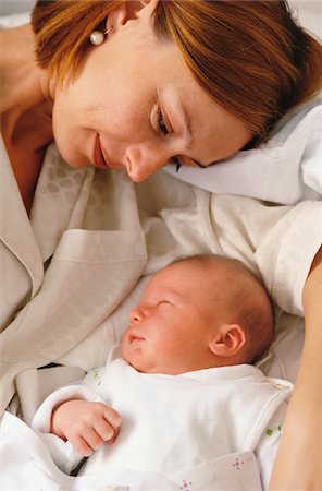 simsearch:600-01260132,k - Mother and Baby Stock Photo - Premium Royalty-Free, Code: 600-00954458