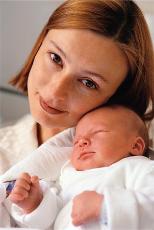 simsearch:600-01260132,k - Mother and Baby Stock Photo - Premium Royalty-Free, Code: 600-00954453