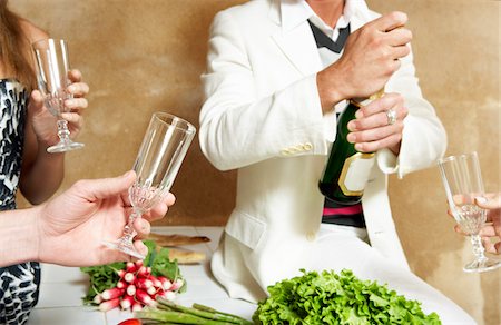 extravagante - Group of People Drinking Champagne Foto de stock - Sin royalties Premium, Código: 600-00954755