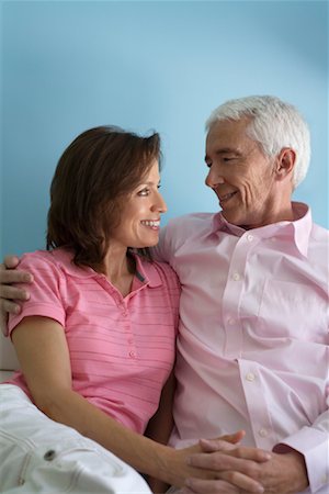simsearch:700-03407271,k - Couple Looking at Each Other, Smiling Stock Photo - Premium Royalty-Free, Code: 600-00984126