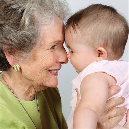 simsearch:700-02199981,k - Grandmother with Granddaughter Stock Photo - Premium Royalty-Free, Code: 600-00983792