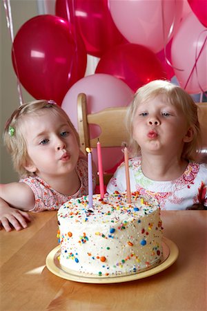 Girls at Birthday Party Stock Photo - Premium Royalty-Free, Code: 600-01014546