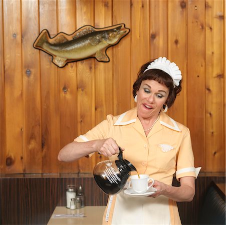 simsearch:600-01042096,k - Portrait of Waitress Pouring Coffee Foto de stock - Royalty Free Premium, Número: 600-01041457