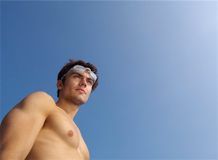 Homme portant des lunettes de natation Photographie de stock - Premium Libres de Droits, Code: 600-01041663