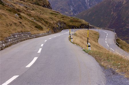 simsearch:600-01072411,k - Curved Mountain Road, Sustenpass, Switzerland Stock Photo - Premium Royalty-Free, Code: 600-01072409