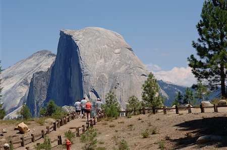simsearch:600-01072454,k - Half Dome, Yosemite National Park, California, USA Foto de stock - Sin royalties Premium, Código: 600-01072439