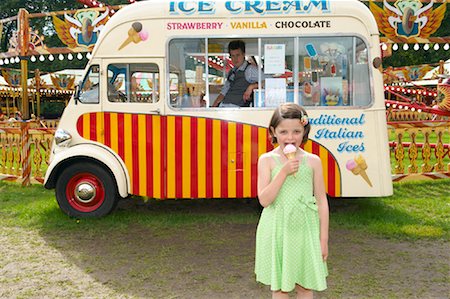 england in the 1950s - Girl at Carters Steam Fair, England Stock Photo - Premium Royalty-Free, Code: 600-01072602