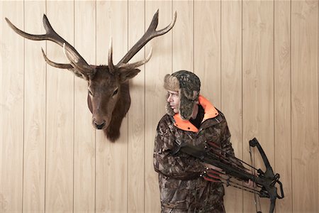 person with deer - Hunter with Crossbow Stock Photo - Premium Royalty-Free, Code: 600-01124355