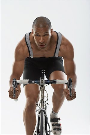 simsearch:600-02080818,k - Homme cyclisme Photographie de stock - Premium Libres de Droits, Code: 600-01124623