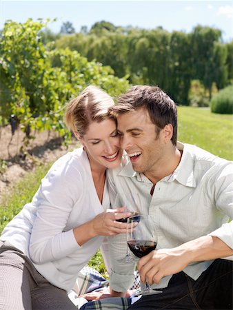 Couple Drinking Wine Stock Photo - Premium Royalty-Free, Code: 600-01120357