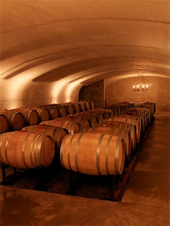 Wine Cellar, Vineland, Ontario, Canada Stock Photo - Premium Royalty-Free, Code: 600-01120400