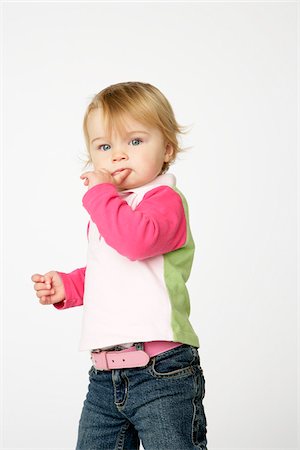 simsearch:600-00795637,k - Portrait of Toddler Photographie de stock - Premium Libres de Droits, Code: 600-01123986