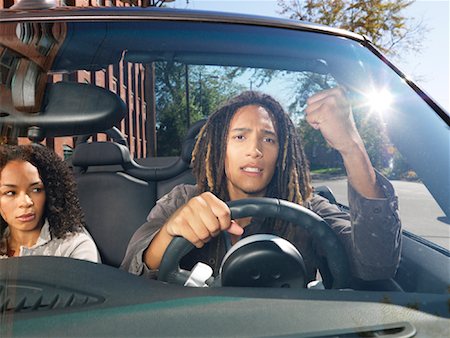 Couple in Car Foto de stock - Sin royalties Premium, Código: 600-01164686