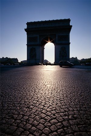 road icon - l'Arc de Triomphe, Paris, France Stock Photo - Premium Royalty-Free, Code: 600-01164871