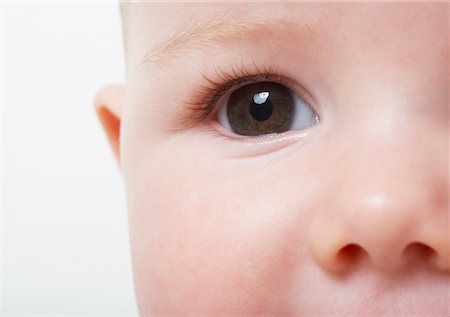 simsearch:700-02686511,k - Close-up of Baby's Eye Fotografie stock - Premium Royalty-Free, Codice: 600-01172758