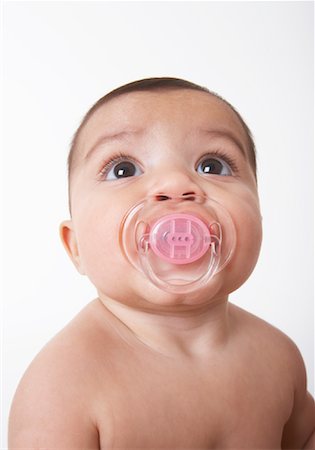 simsearch:600-01172745,k - Portrait of Baby with Pacifier Foto de stock - Royalty Free Premium, Número: 600-01172777