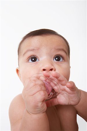 simsearch:600-01172745,k - Portrait of Baby with Pacifier Foto de stock - Royalty Free Premium, Número: 600-01172778