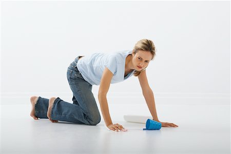 fregando - Woman Cleaning Floor Foto de stock - Sin royalties Premium, Código: 600-01172786