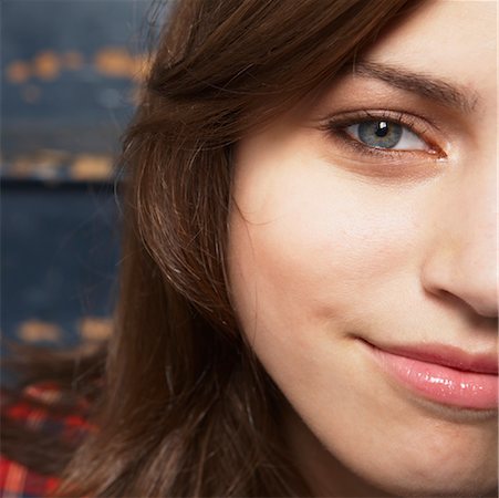 simsearch:600-01275649,k - Portrait of Young Woman Stock Photo - Premium Royalty-Free, Code: 600-01184614