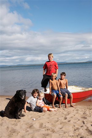 Enfants sur la plage Photographie de stock - Premium Libres de Droits, Code: 600-01248855