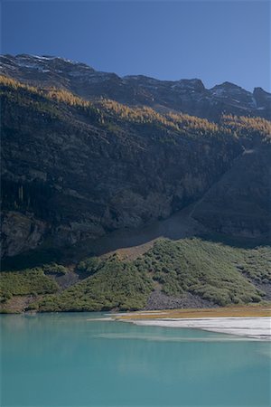 simsearch:700-00588714,k - Lake Louise, Banff National Park, Alberta, Canada Fotografie stock - Premium Royalty-Free, Codice: 600-01296501