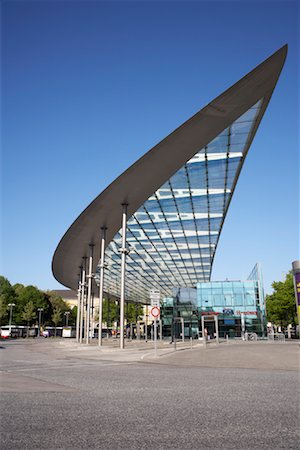 Bus Terminal, Hamburg, Germany Stock Photo - Premium Royalty-Free, Code: 600-01429128