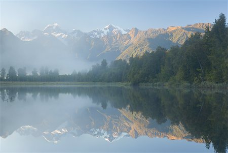 Lake Matheson, Westland, South Island, Nouvelle-Zélande Photographie de stock - Premium Libres de Droits, Code: 600-01458346