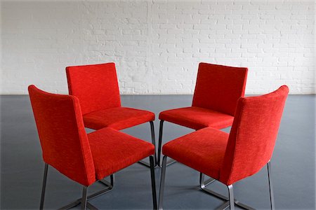 Red Chairs Foto de stock - Sin royalties Premium, Código: 600-01519437