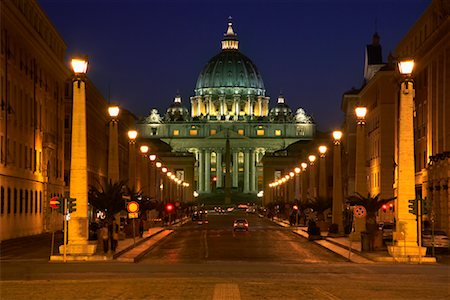 st peters basilica at night - St Peter's Basilica and Vie della Conciliazione, Rome, Italy Stock Photo - Premium Royalty-Free, Code: 600-01585759