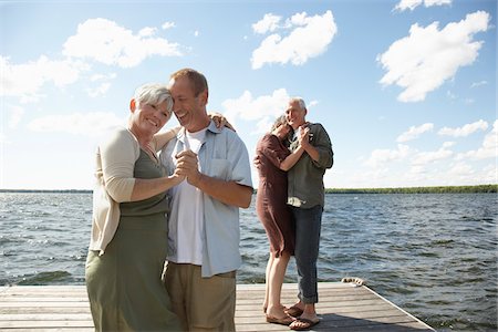 Couples Dancing on Dock Foto de stock - Sin royalties Premium, Código: 600-01606139