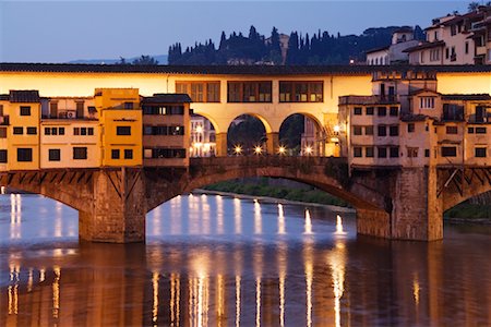 ponte vecchio - River Arno and Ponte Vecchio, Florence, Tuscany, Italy Fotografie stock - Premium Royalty-Free, Codice: 600-01606445