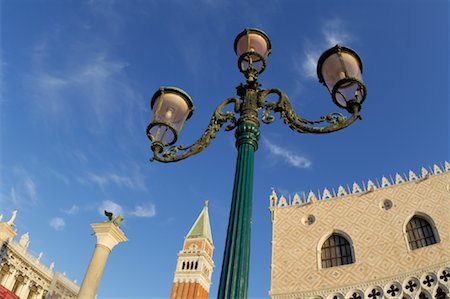 palais des ducs - Lampadaire, Venise, Italie Photographie de stock - Premium Libres de Droits, Code: 600-01607038