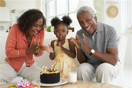 parents clap - Birthday Party Stock Photo - Premium Royalty-Free, Code: 600-01614052